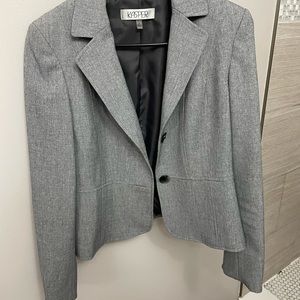 Kasper suit, size 4 gray